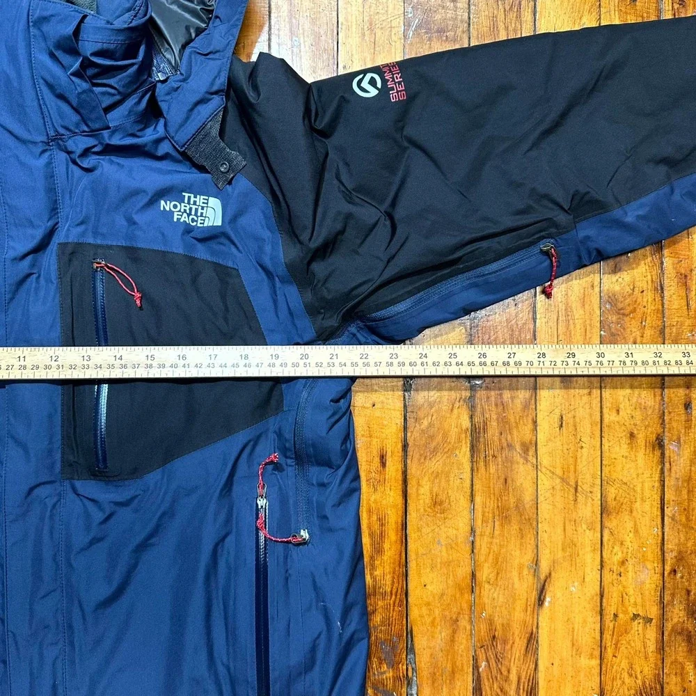 The North Face HyVent Waterproof Jacket Mens Medium Blue Full Zip Hooded Outdoor